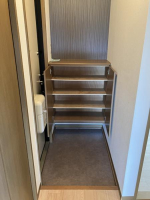 【玄関】 | ハイカムール米原A