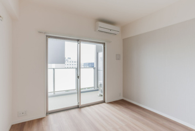 【寝室】 | コモテリア渡辺通　仲介手数料半額！　HPに初期費用掲載！