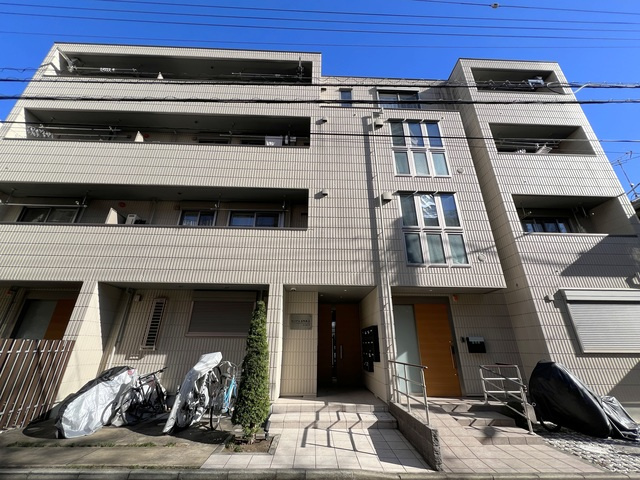 ロイヤル三軒茶屋の外観|★耐震構造の旭化成へーベルメゾン★