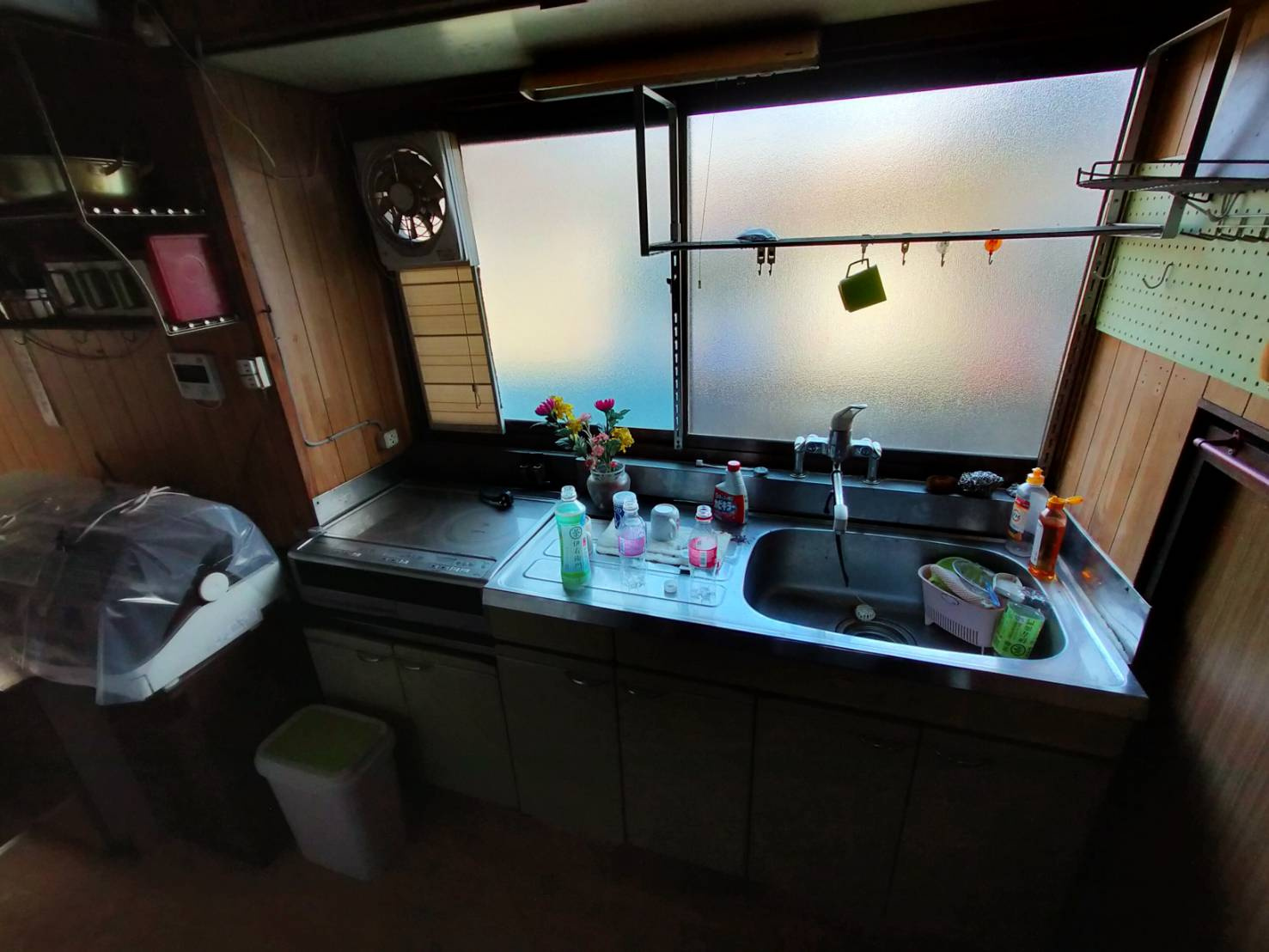 西条市飯岡3526番2のキッチン