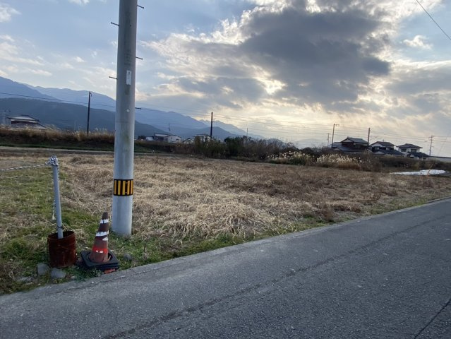 西条市飯岡1777-1　売土地の外観