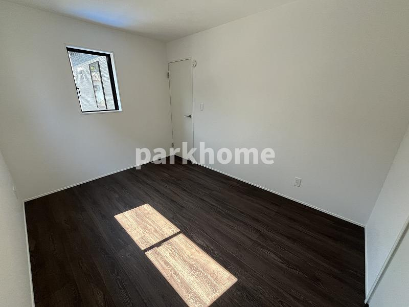 高知市朝倉丙　4期2棟-1 新築戸建ての洋室|２F:5.25洋室（中）