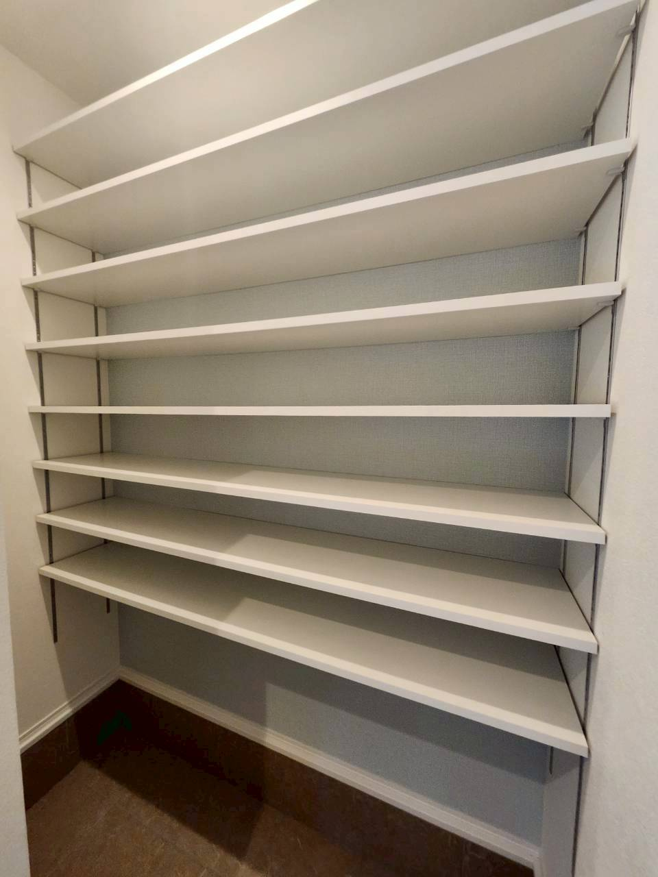 堺市西区上野芝向ヶ丘町2丁新築戸建の収納