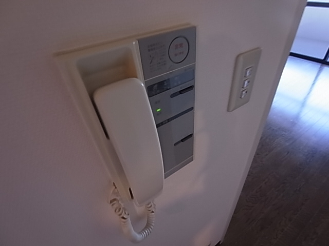 神戸市兵庫区駅南通２丁目の賃貸マンションのセキュリティ