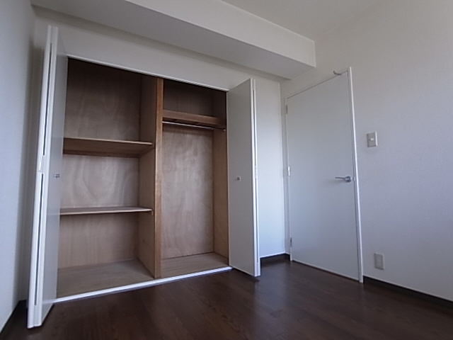 神戸市兵庫区駅南通２丁目の賃貸マンションの収納|クローゼット