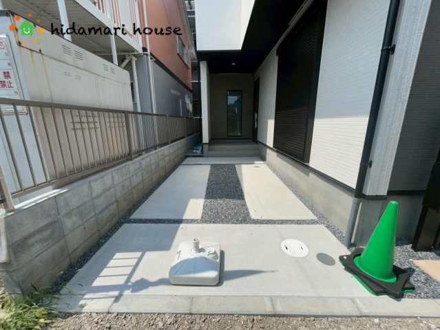 上尾市上町3期　新築戸建　グラファーレ02の駐車場