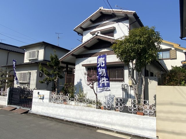 木津川市木津南後背　中古戸建の外観|外はこのようになっています