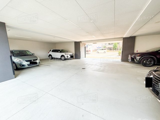 アーバンコート中央町の駐車場|駐車スペースもあります♪