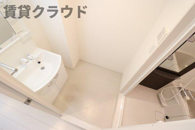 リブリ・パドルの洗面所|明るい洗面所です