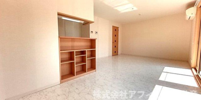 【居間・リビング】 | ウィルモア手城 B棟 | LDK14.5帖