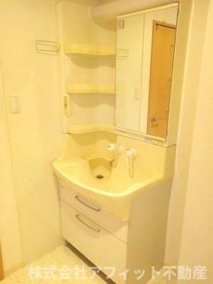 【洗面所】 | ウィルモア手城 B棟 | 洗髪洗面化粧台