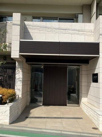 ルピアコート宮前平のエントランス|建物の内部です