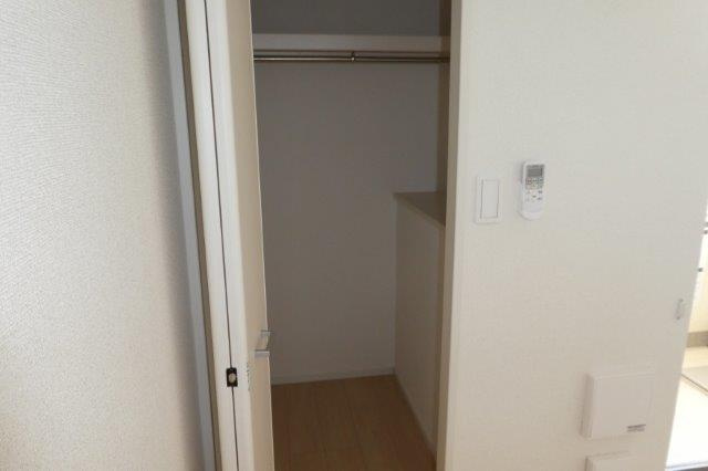 テソロの収納|ウォークインクローゼット