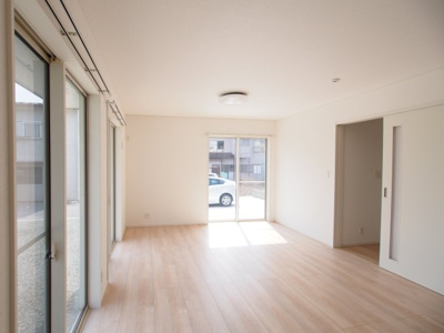 【居間・リビング】 | 新築戸建　瀬上町柳沼