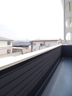 【バルコニー】 | 瀬上町柳沼