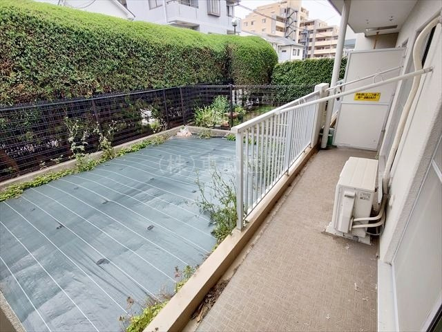【バルコニー】 | 若葉グリーンプラザ参番館 | 風通しの良いバルコニーです