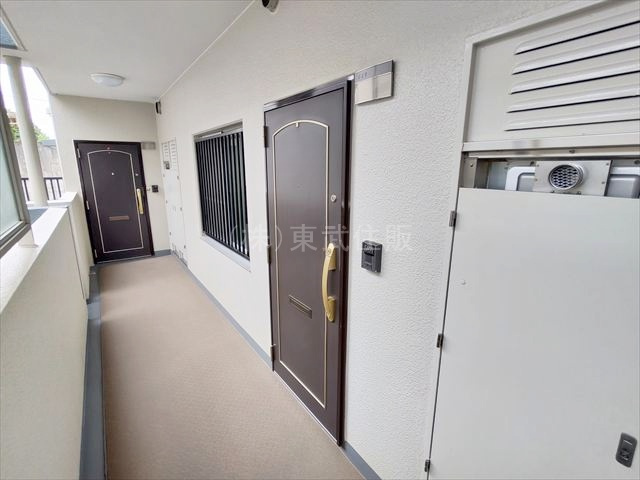 【玄関】 | 若葉グリーンプラザ参番館 | 落ち着いた雰囲気の玄関です