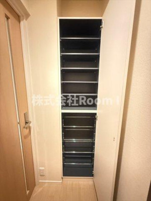 【玄関】 | ジュネス | 毎日通る玄関はこちらです
