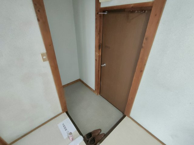 カトレアコーポの玄関