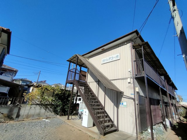 カトレアコーポの外観|★敷地内駐車場空き有★南西向き★B・T別★駅徒歩15分★