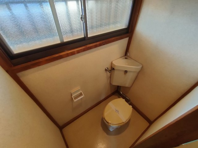 カトレアコーポのトイレ|コンパクトで使いやすいトイレです