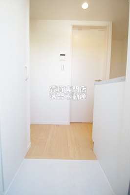 【玄関】 | CozyHouse相模原 | 落ち着いた玄関