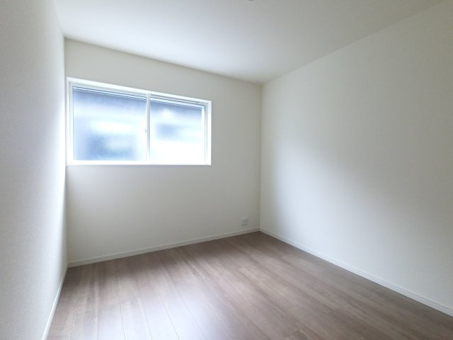 上峰町坊所　第9の洋室|自分時間を充実させながら心豊かなひとときを過ごすための大切な個室空間。