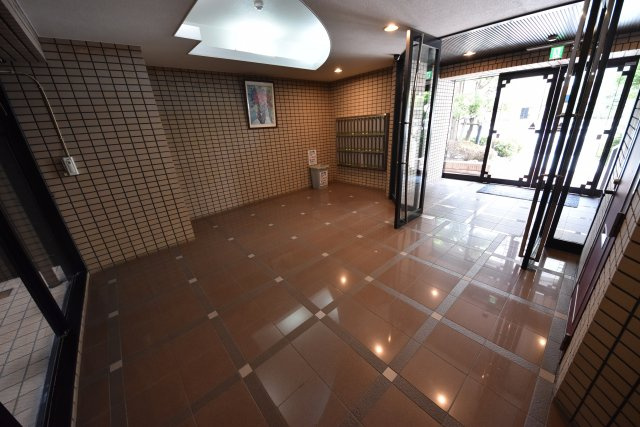 難波パークハウスのエントランス