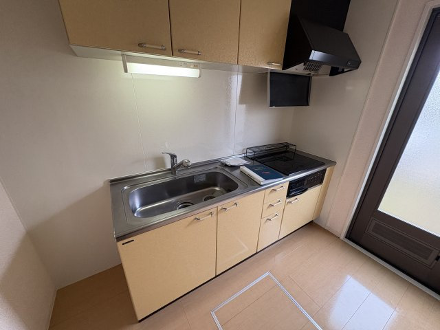 柚垣様戸建Ⅱ　A棟のキッチン