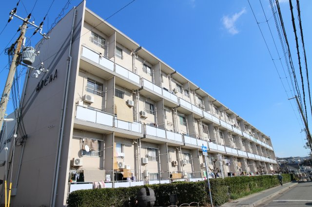 高丸ビルA棟の外観