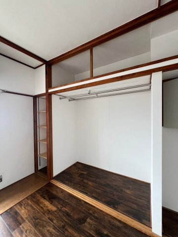 高丸ビルA棟の内装
