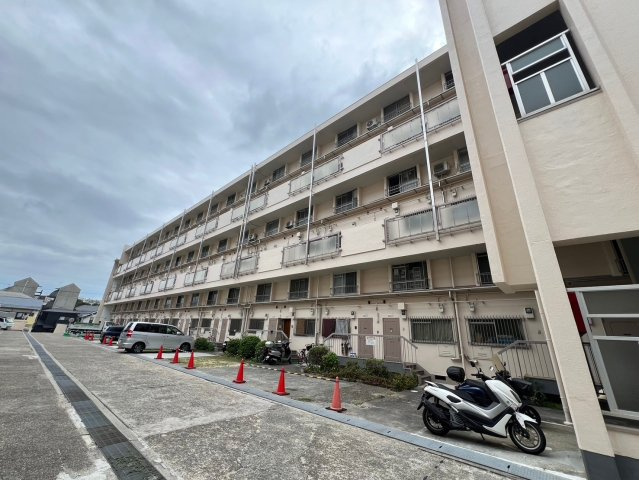 高丸ビルA棟の外観