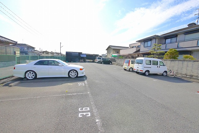 池田モータープールの外観