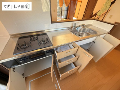 【キッチン】 | 熊谷市石原　中古住宅   | 現地(2025年10月撮影)