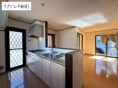 【居間・リビング】 | 熊谷市石原　中古住宅   | 現地(2025年10月撮影)