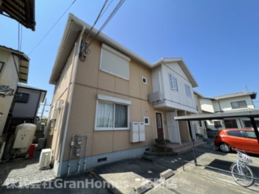 シャーメゾン苅屋の外観