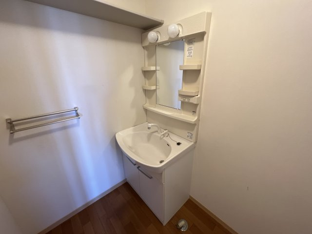 シャーメゾン苅屋の独立洗面台