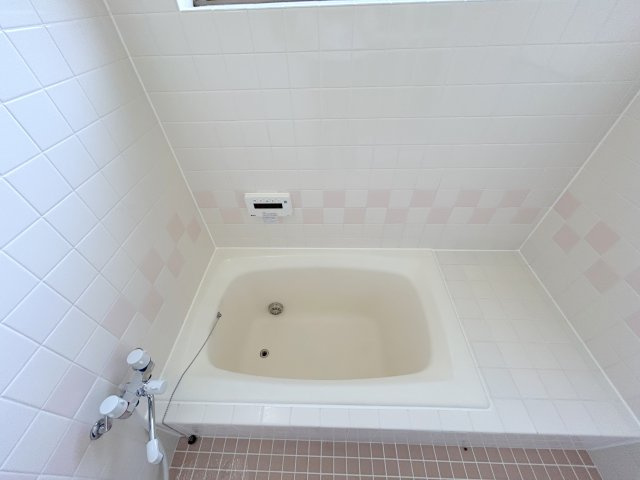 生駒白庭台賃貸住宅の浴室