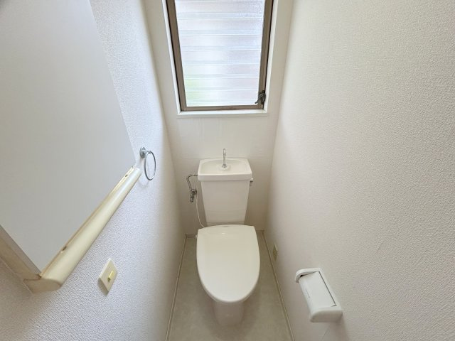 生駒白庭台賃貸住宅のトイレ