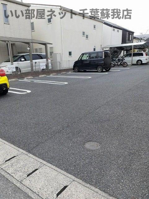 プルランドの駐車場|駐車場があります