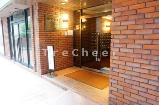 ダイアパレス二番町のエントランス