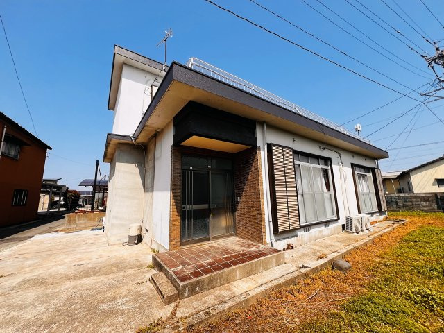 八女市前古賀　戸建ての外観