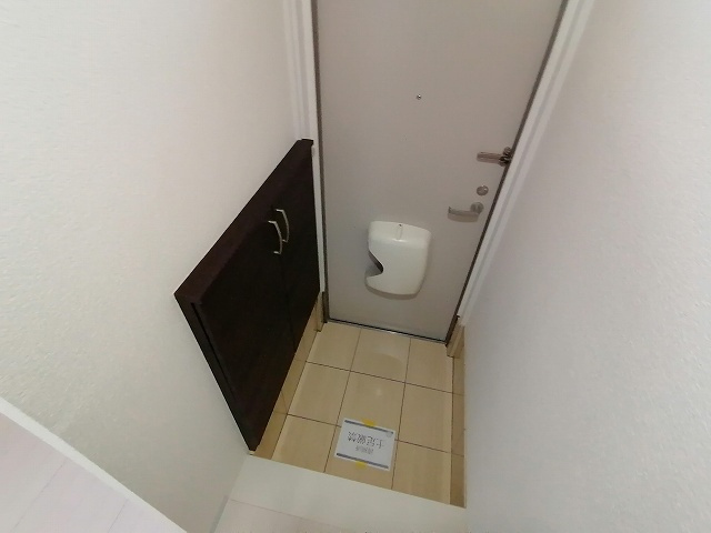 神戸市北区鈴蘭台北町５丁目の賃貸マンションの玄関|シューズボックス付玄関