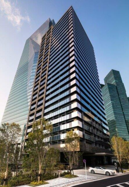 港区六本木３丁目の賃貸マンションの外観