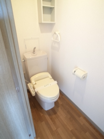 【トイレ】 | Ｔ・ＦＯＲＴ吾妻台 | ウォシュレットはもはや常識の領域に。