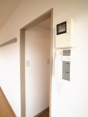 【セキュリティ】 | Ｔ・ＦＯＲＴ吾妻台 | TVインターフォンで来客のご確認を。