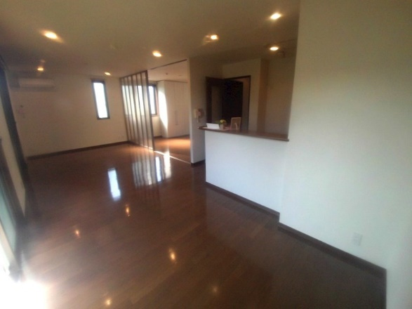 グランシード寿の居間・リビング