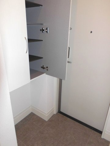 アルコバレーノⅧの玄関