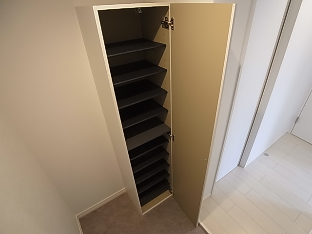 神戸市兵庫区御崎町１丁目のアパート