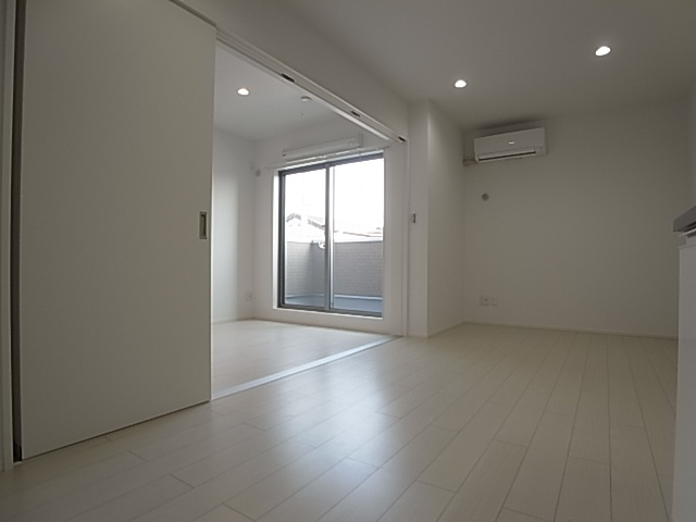 神戸市兵庫区御崎町１丁目のアパート